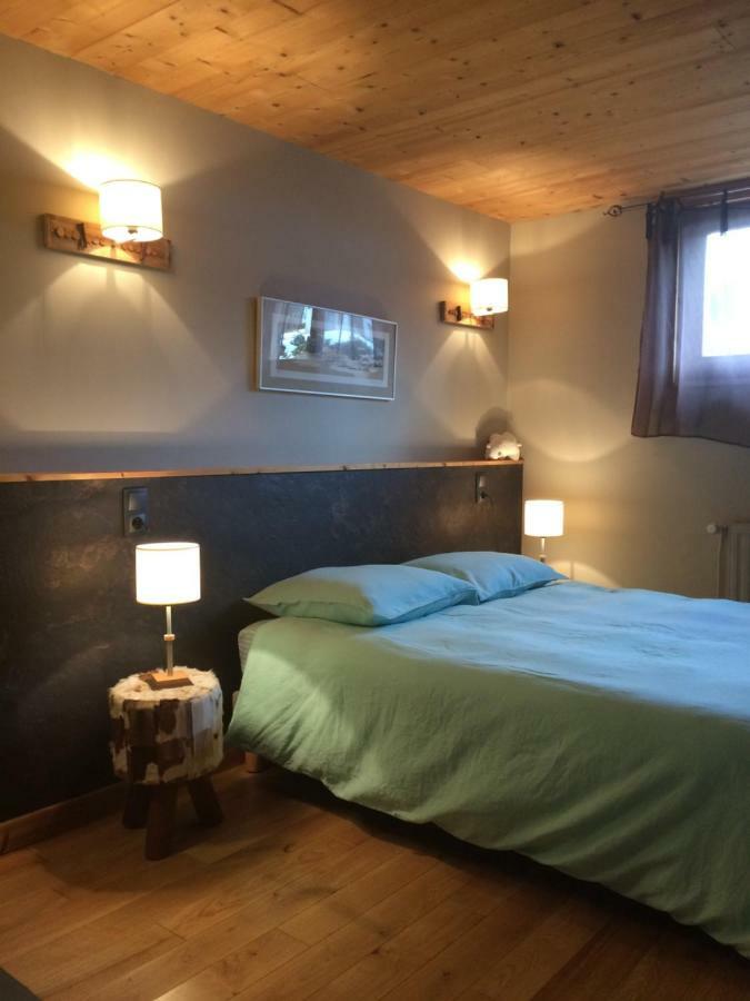 Les Fourgs Au Charnet B&B 외부 사진